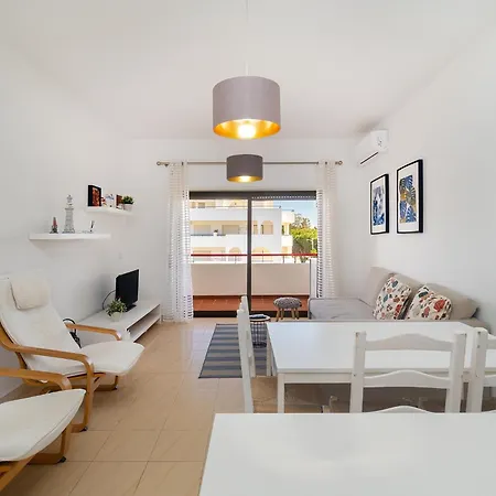 Apartman Acqua Vista - Family & Pool & 300m From